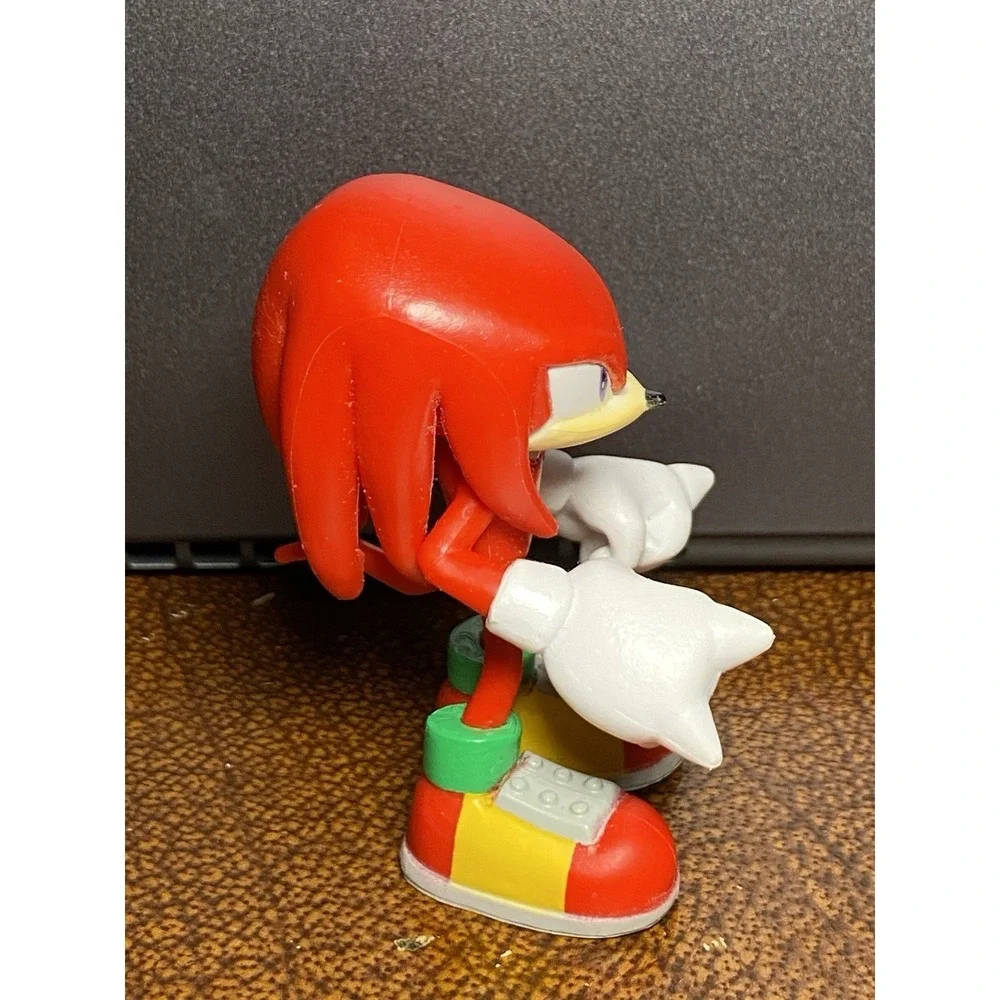 Jakks Sonic Hedgehog Knuckles Action Figure Toy 2.5